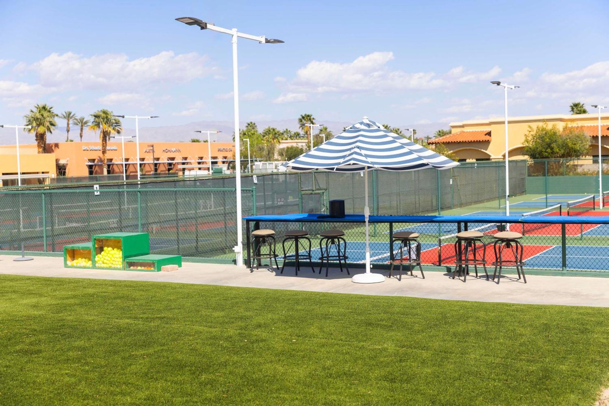 Embassy Suites By Hilton Palm Desert Exterior foto
