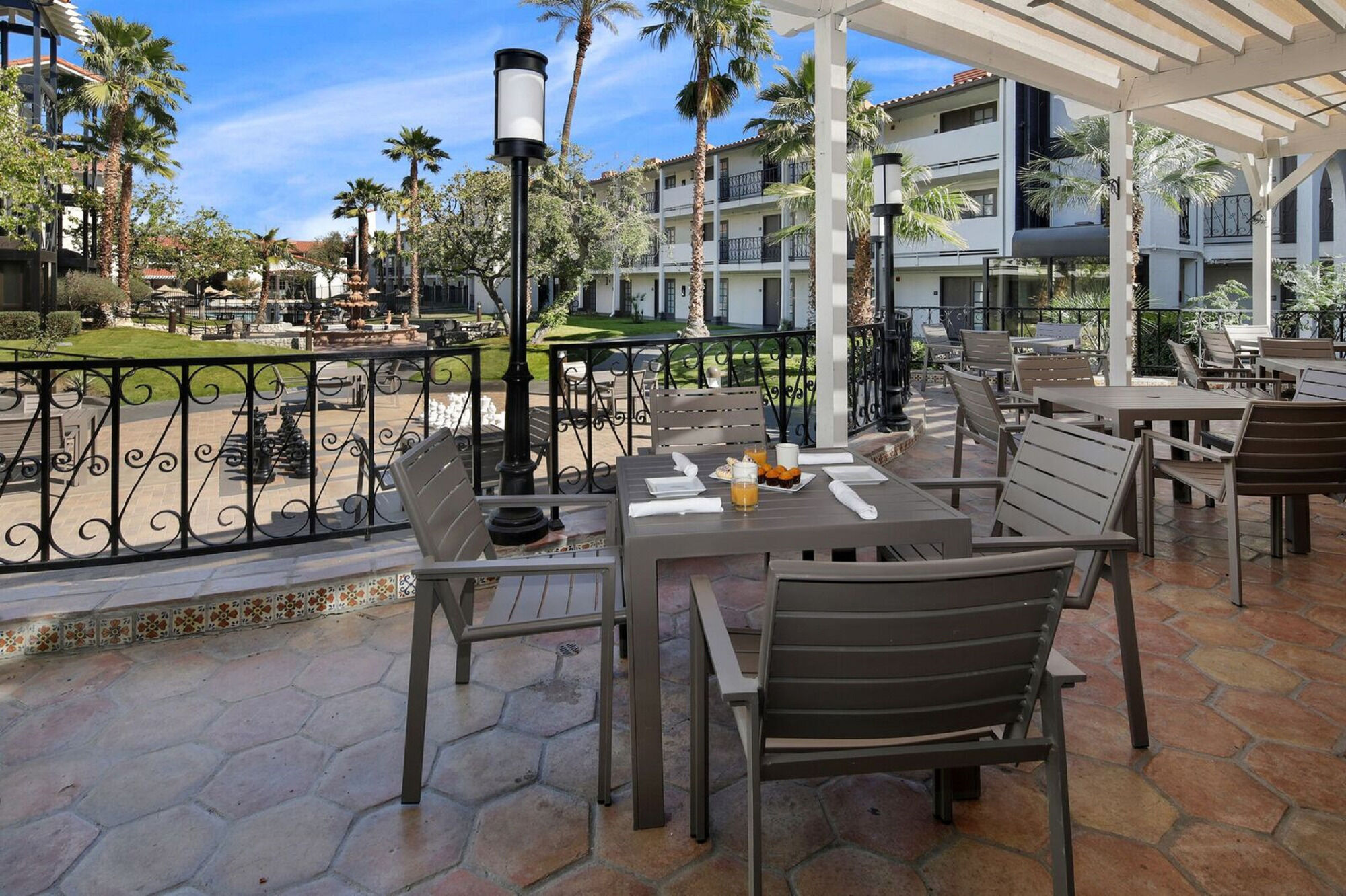 Embassy Suites By Hilton Palm Desert Exterior foto